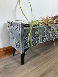 Furniture: Plant Stand