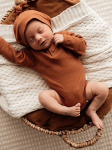 Organic Long Sleeve Bodysuit 0-3 mths – Biscuit – 3 Bears Maternity