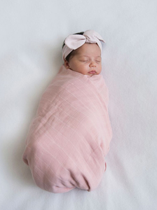 Products: Organic Muslin Wrap – Fairytale Pink – 3 Bears Maternity