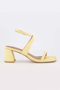 Bronwyn - Lexi Butter