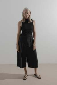 James Brown: James Brown - Long Line Short Wool Suiting Black