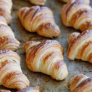 Morning Goods: Croissant