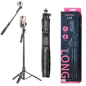 L16 Selfie Stick with remote & stand
