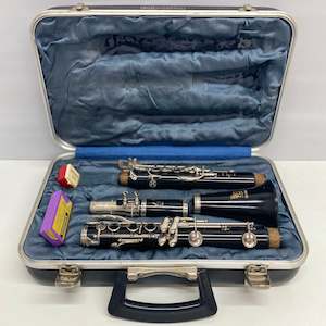 Used Woodwind Instruments: Used Boosey & Hawkes Regent Bb Clarinet
