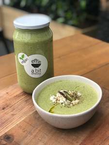 SOUP OF THE MONTH - ZUCCHINI & SPINACH SOUP w/ cashew, mint & lime -700ml-vegan