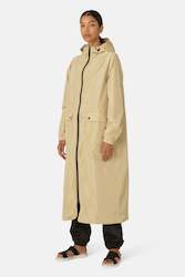 Women: Raincoat in Beige