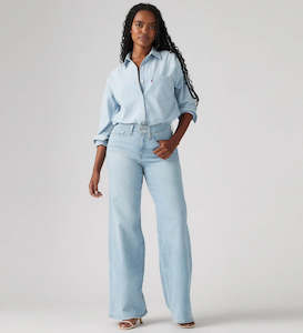 Bottoms: 318 Shaping Wide Leg in Tall Glass of Water