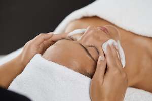 Deep Cleansing Facial