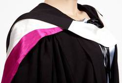 Hood – AUT – Bachelors