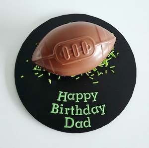 Cakes & Dessert Bars: Rugby Ball Chocolate Smash