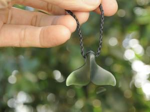 Products: Pounamu Whale's Tail — A Carved Piece