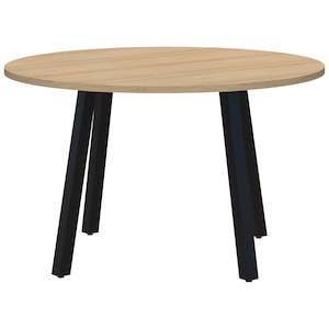 Tables: Modella II Round 4 Leg Table