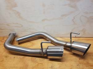 Nissan: Y50 Nissan Fuga axle backs