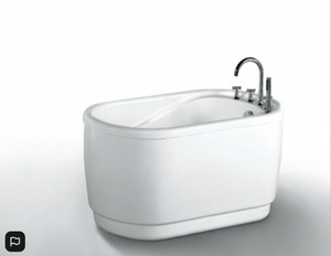 Freestanding Bath Tub: Acrylic small apartment bathtub - 1300mm