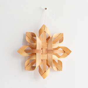 Robert Gordon: Woven Wooden Snowflake - Large