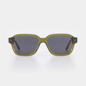 Eyewear: Jamie Sunglasses - Green 