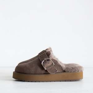 Wardrobe: Adison Slipper - Smoke