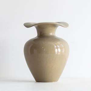 Living: Florentina Vase - Medium, Glossy Beige