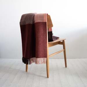 Brookside Throw - Beetroot