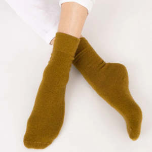 Hamilton Possum Merino Wool Socks - Ecru Olive
