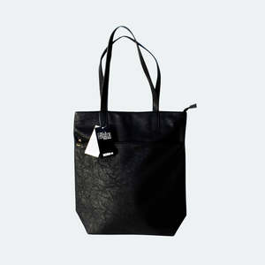 Moana Road: Moana RD - Long Fendalton Tote Bag - Black