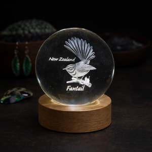Crystal Glass: Glass Light Up Ball - Fantail
