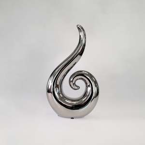Figurines Sculptures: Ceramic Koru