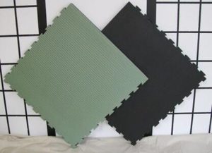 Mats for Dojo Jigsaw Green & Black 40mm · Action Martial Arts Supplies Ltd