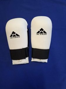 Mitts TKD-Karate PU White · Action Martial Arts Supplies Ltd