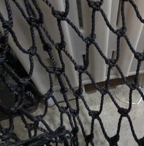 Cray Pot Mesh 120ply 3inch 20MD Black per meter