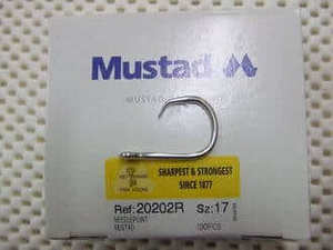 Fishing Gaffs Collection For Easy Fish Capture: Mustad #17R x 100pc