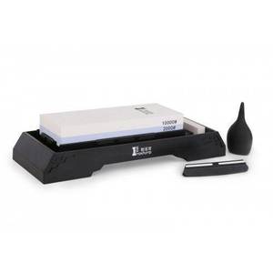 Knife Sharpeners And Steels Butchers Diamond Steels: Water Stones Large 200mm x 80mm 2000/10000grit