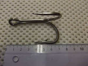 Circle Fishing Hooks: Mustard Hook Double Barbed Size 10/0