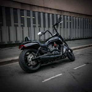 Handlebars: Burleigh Bars - V-Rod Highball 14" x 1-1/2" R/ Black