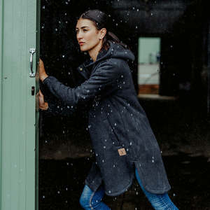 Womens Fleece Hoodies: Hard Yakka Womens Longline Zip Hoodie, Black