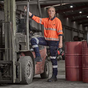 Womens Hi Vis Safety Workwear: Syzmik Womens Essential Stretch Taped Cargo Pant Cuffed, Navy