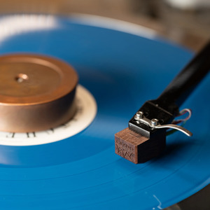 Turntable Cartridges: Grado Epoch4 Lineage Series Cartridge