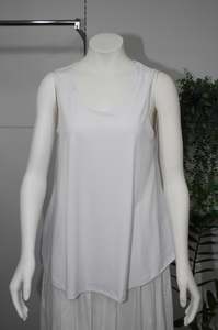 Womens Wear: SLEEVLESS TANK TOP