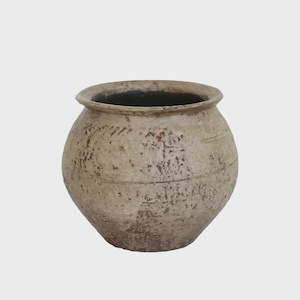 Tuscan Style Sofia Urn Medium