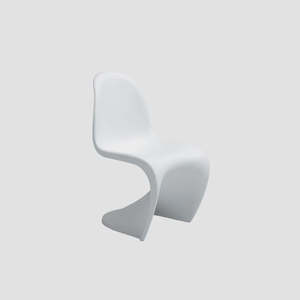 Seating: S-Shape Childs Chair - White