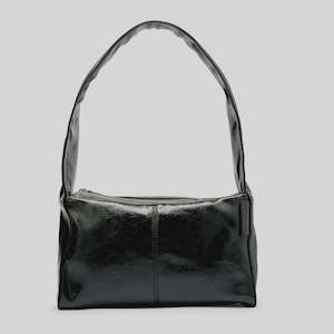 Luca Shoulder Bag - BLACK GLOSSY CRINKLE