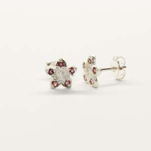 Mulberry pink clematis studs