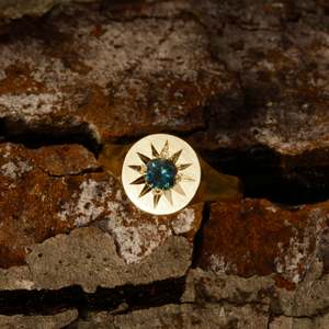 Sapphire star gold pinky ring