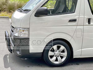 Other Accessories: 24 x Genuine Toyota wheel nuts for Hiace / Hilux