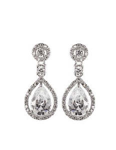 NON PEARLS: Chloe Earrings