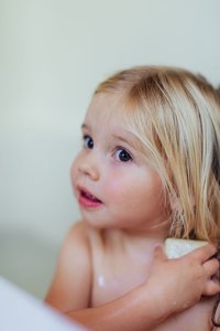 Products: Chamomile & Oatmeal Bastille Soap (Goat or Coconut milk) - Aermeda