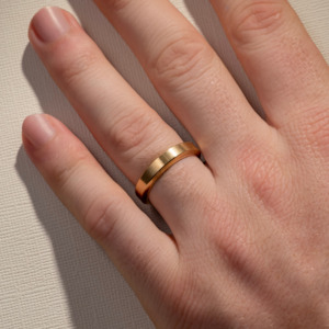 5.00MM Brushed Beveled Edge Wedding Ring