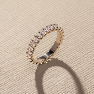 Womens Wedding Bands: Mini Eternal Oval U-Prong Diamond Ring