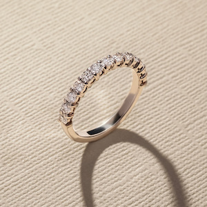 Womens Wedding Bands: Gallery Round Diamond Ring