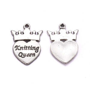 Charms: Knitting Queen Charm 25mm x 16mm
